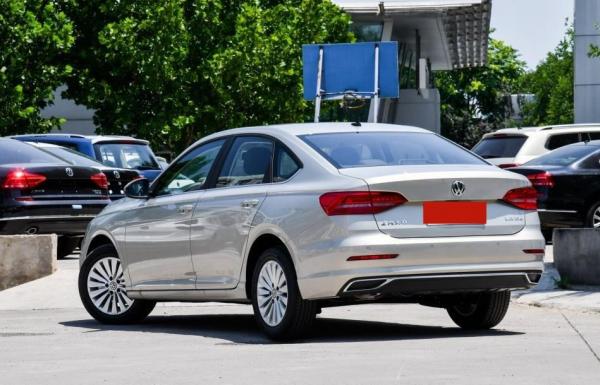 ‘米乐M6’
骑摩托的女人最感性!(图1) 米乐M6