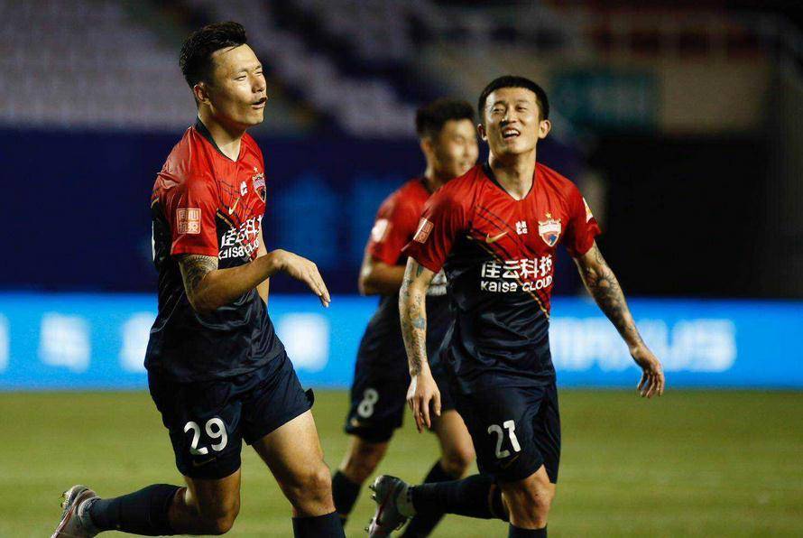 米乐M6官方入口|
中超广州恒大或横扫河南建业 山东鲁能努力远离保级区(图11)